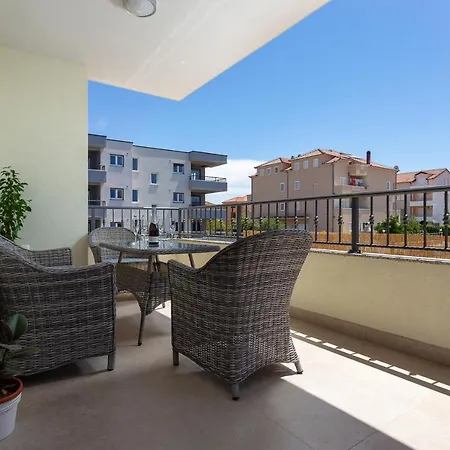 Gajo Deluxe Apartament Trogir